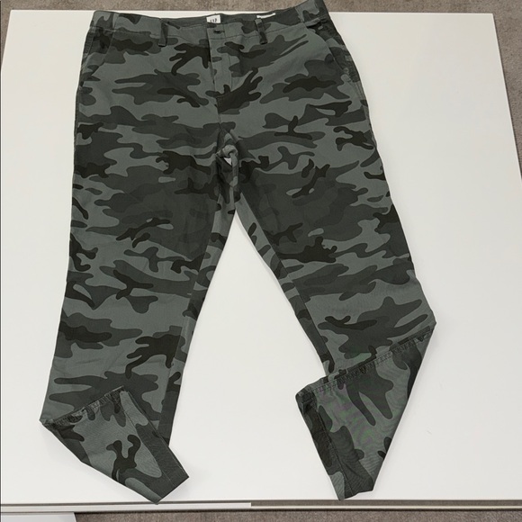 Gap Womens Camu  Green Girlfriend Chino Pants Sz 14 - Picture 1 of 8